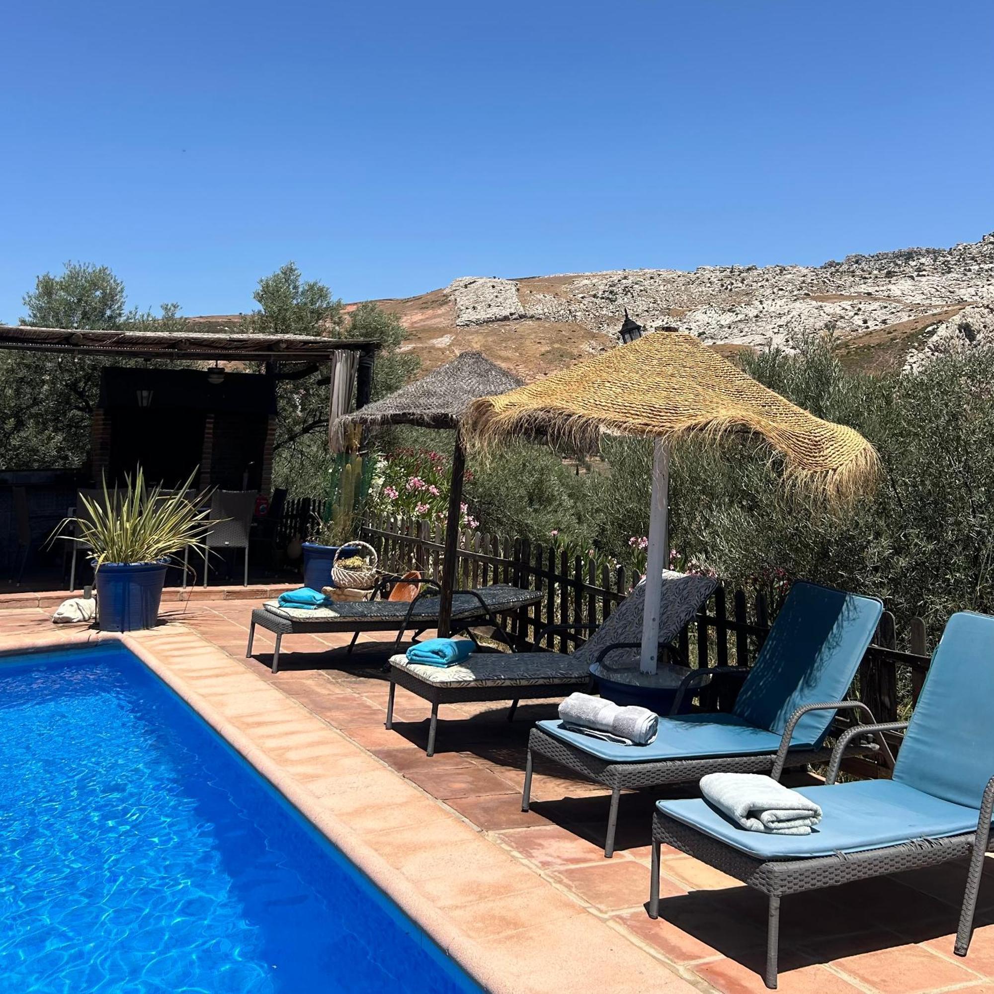 Casa Rural El Chaparro Антекуера Екстериор снимка